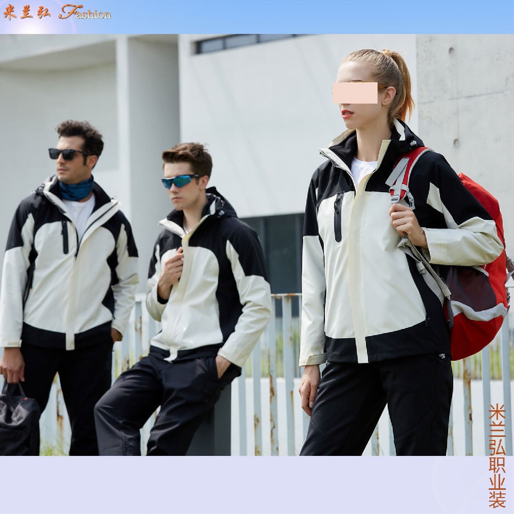 山东专门冬季冲锋衣定做公司:免费设计 LOGO 保暖冲锋衣定制