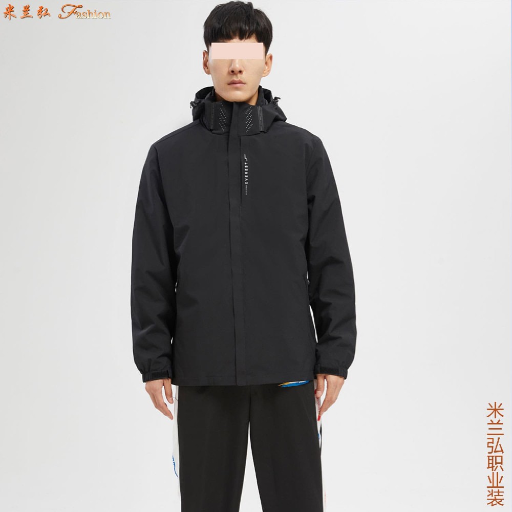 秦皇岛市男女款羽绒内胆冲锋衣团体定做:图片_地址_多少钱