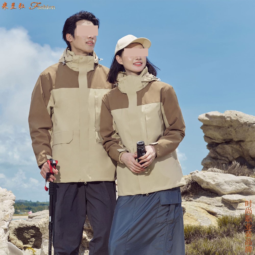 山东优质冬季冲锋衣定做公司:高品质面料 冬季保暖冲锋衣定做