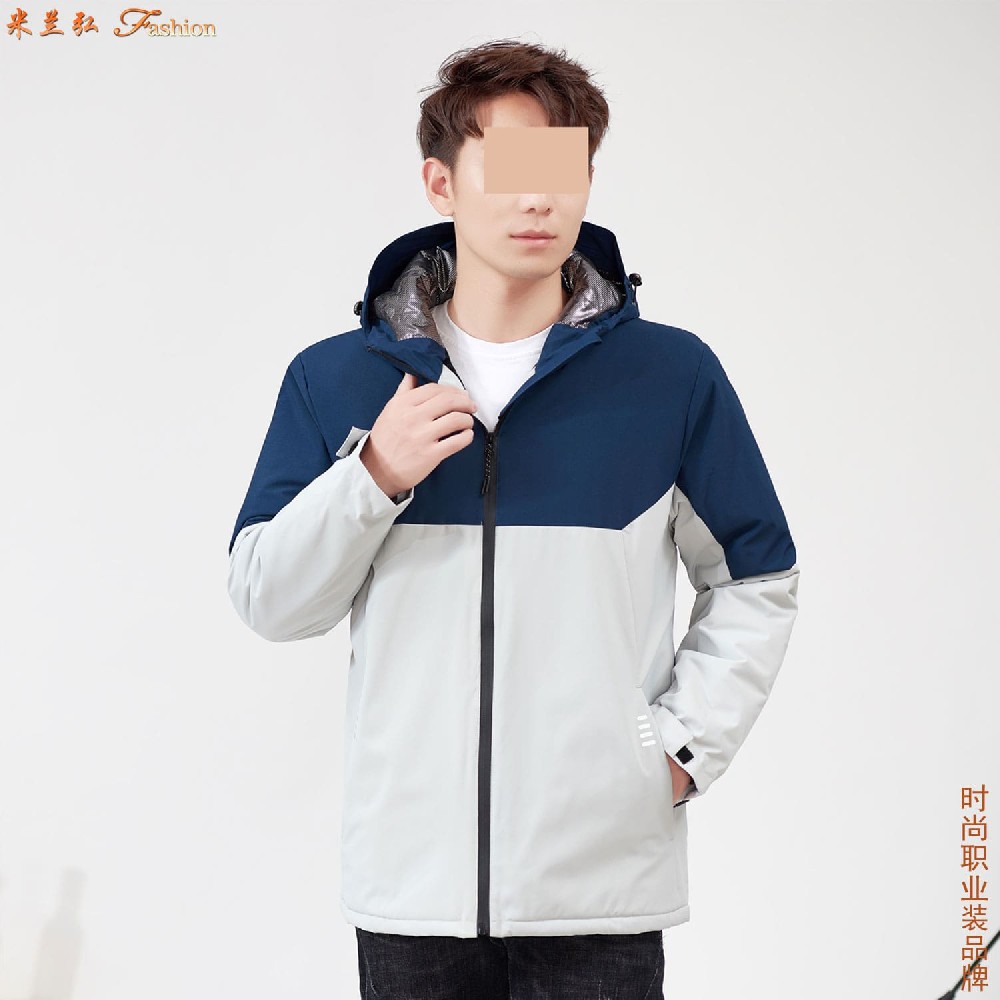 济南三合一冲锋衣批发定做_工程物业工装冲锋衣订制_量大价优