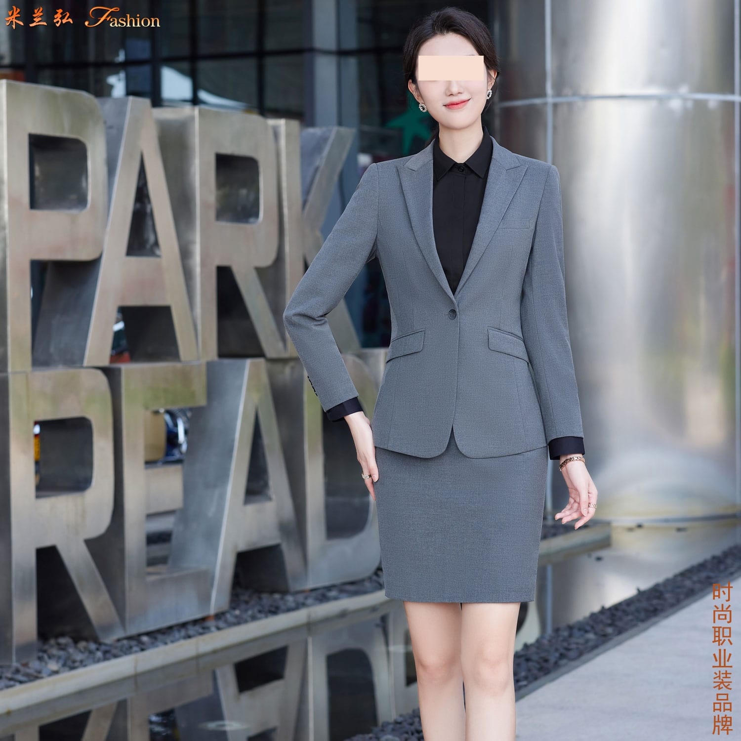 /static/upload/image/xifuSP2/一粒扣戗驳领西服图片24.jpg