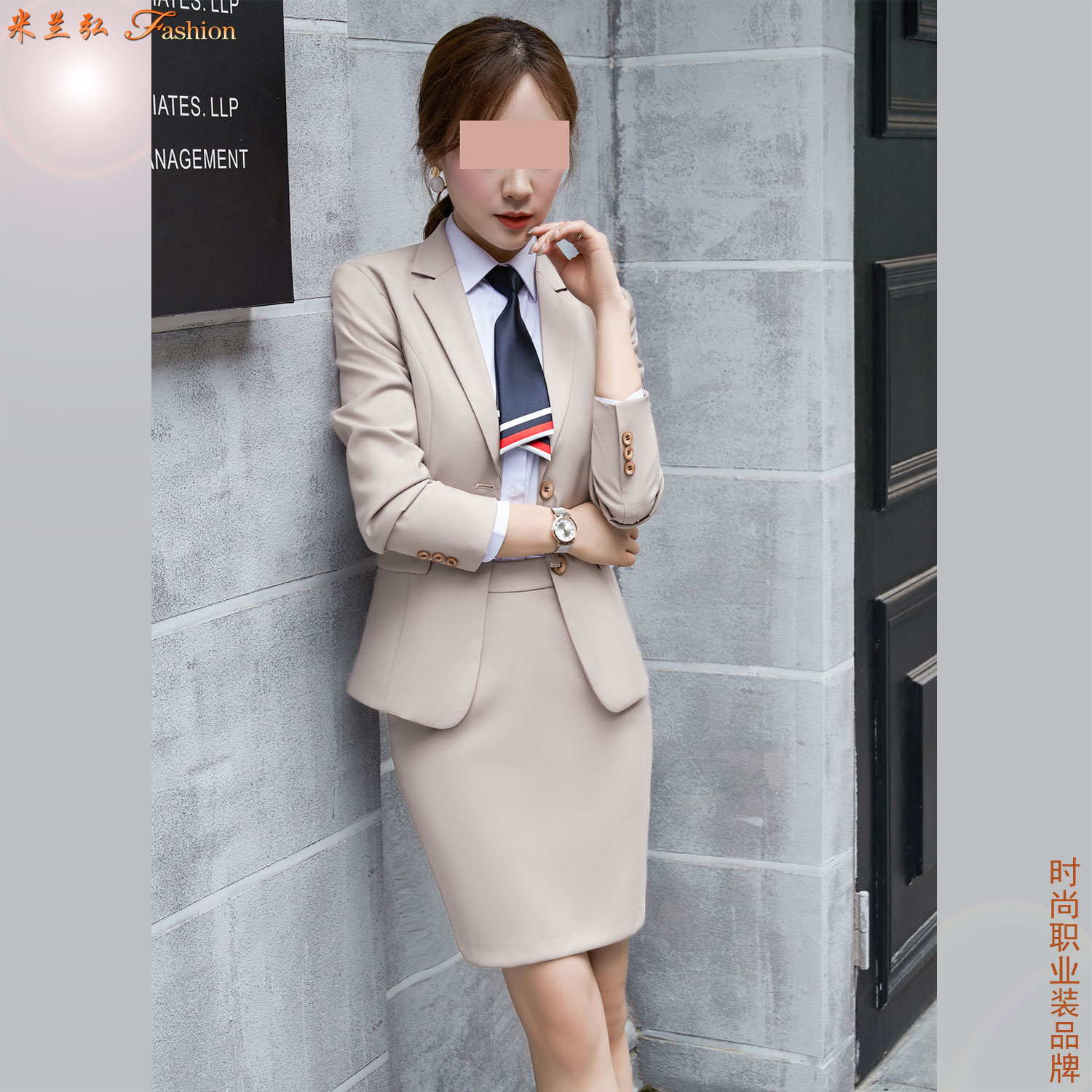 /static/upload/image/xifuSP9/女式休闲小西服搭配图片10.jpg