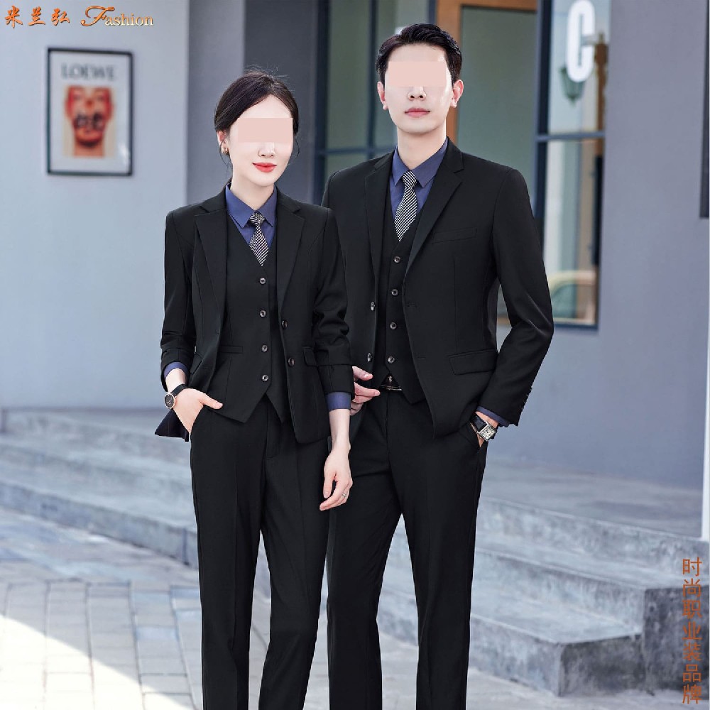 银行商务西服搭配图片-藏蓝色黑色经典高清照片