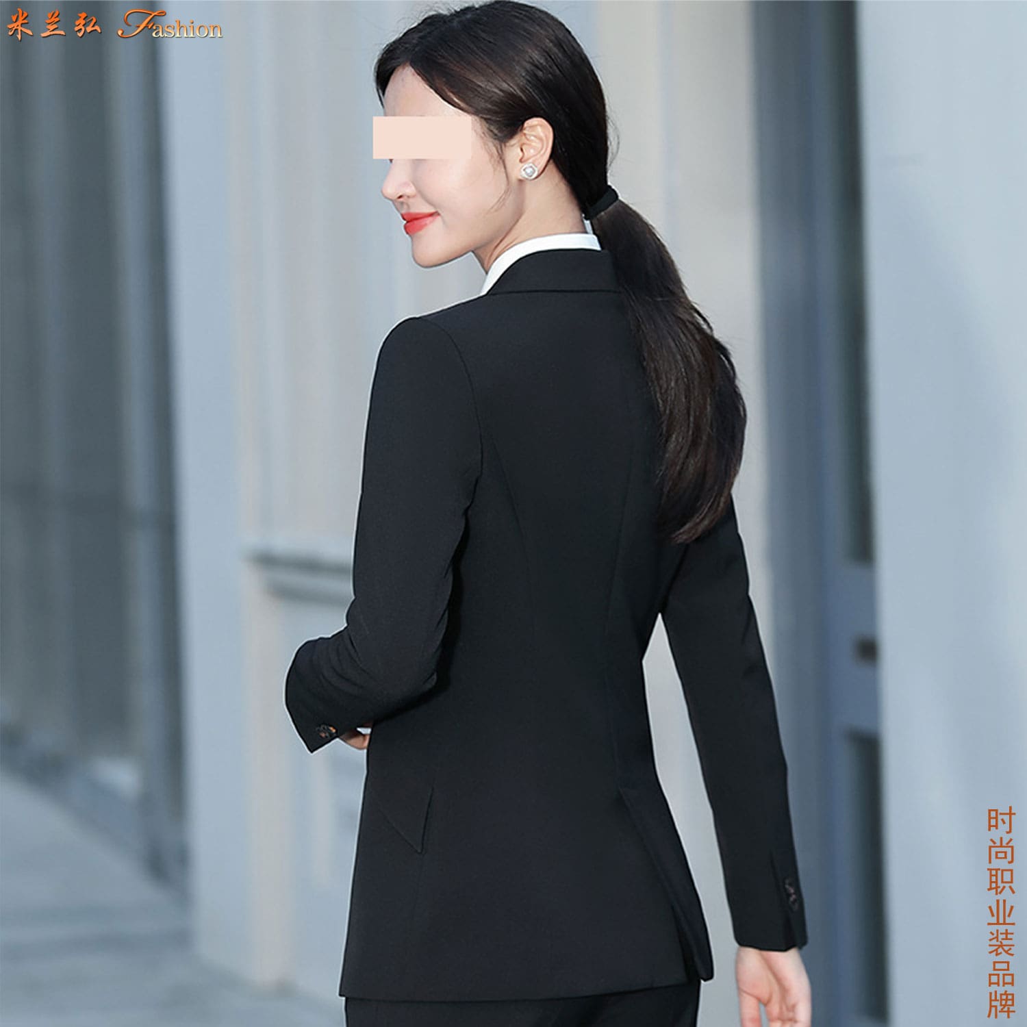 /static/upload/image/zhiyezhuangSP/团体定制职业装图片4.jpg
