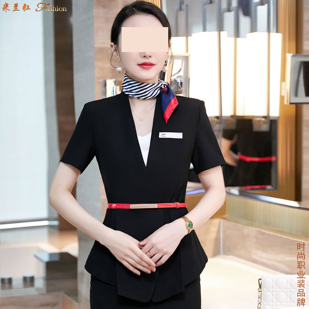 黑色职业装外套搭配图片,时尚职业装外套搭配图片