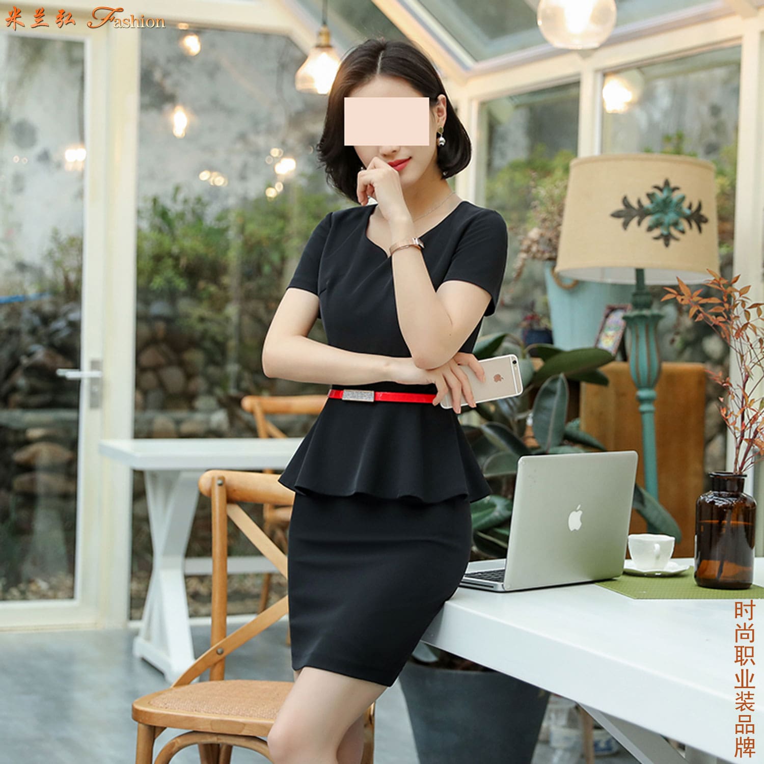 /static/upload/image/zhiyezhuangSPdx1/女士短袖工作服套装w.jpg