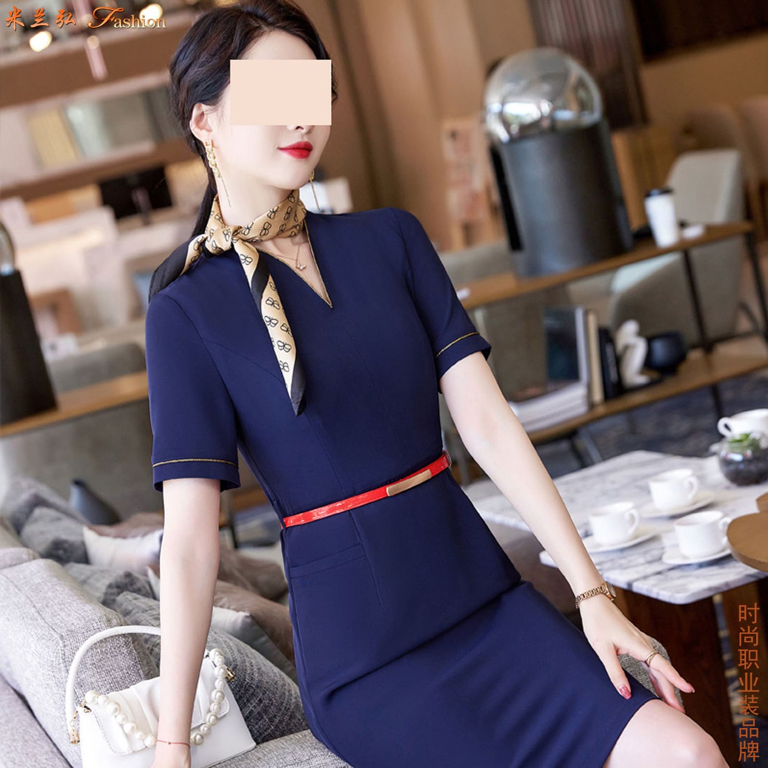 /static/upload/image/zhiyezhuangSPlyq/中国黄金工作服图片q.jpg