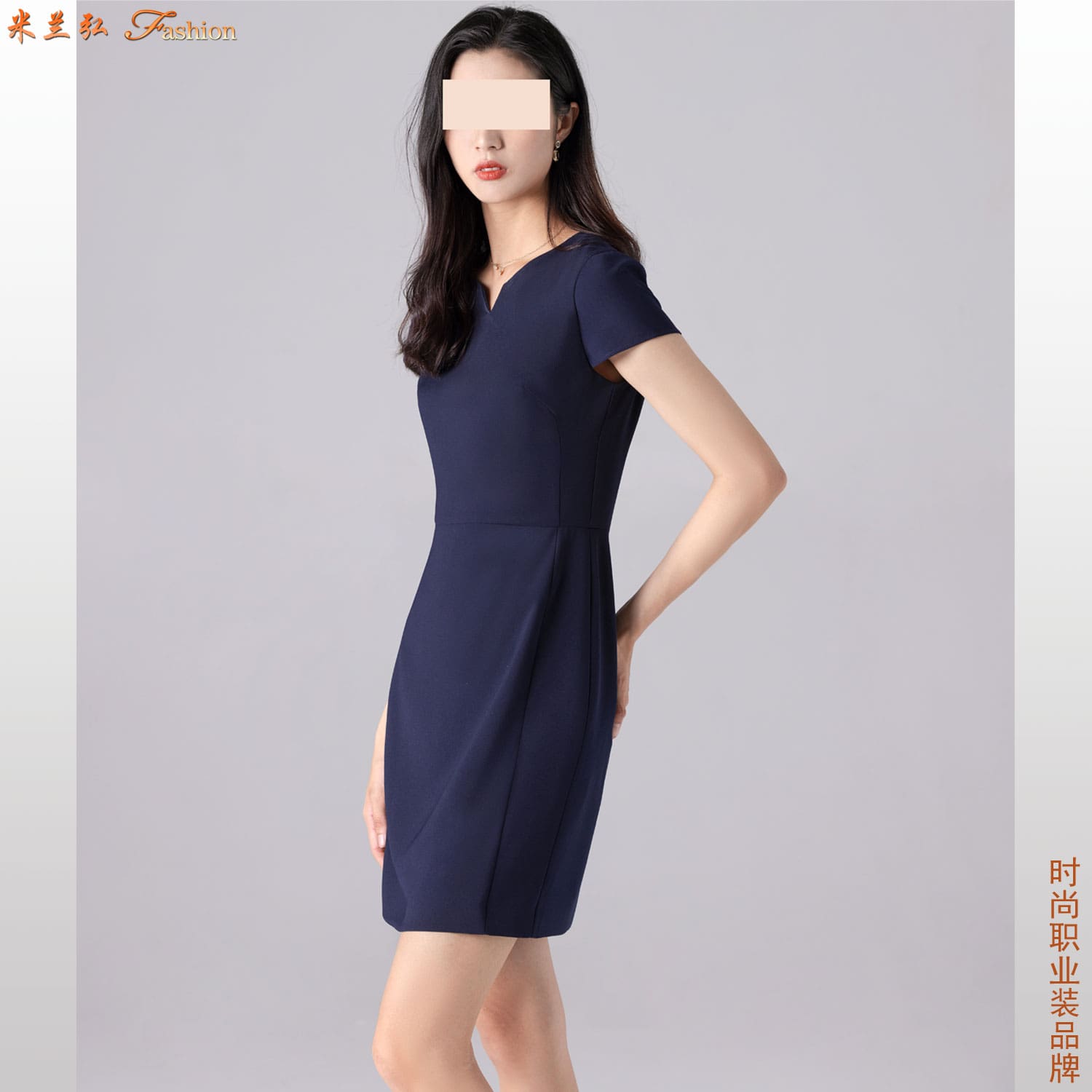 /static/upload/image/zhiyezhuangSPlyq/珠宝店女店员着装图片q.jpg